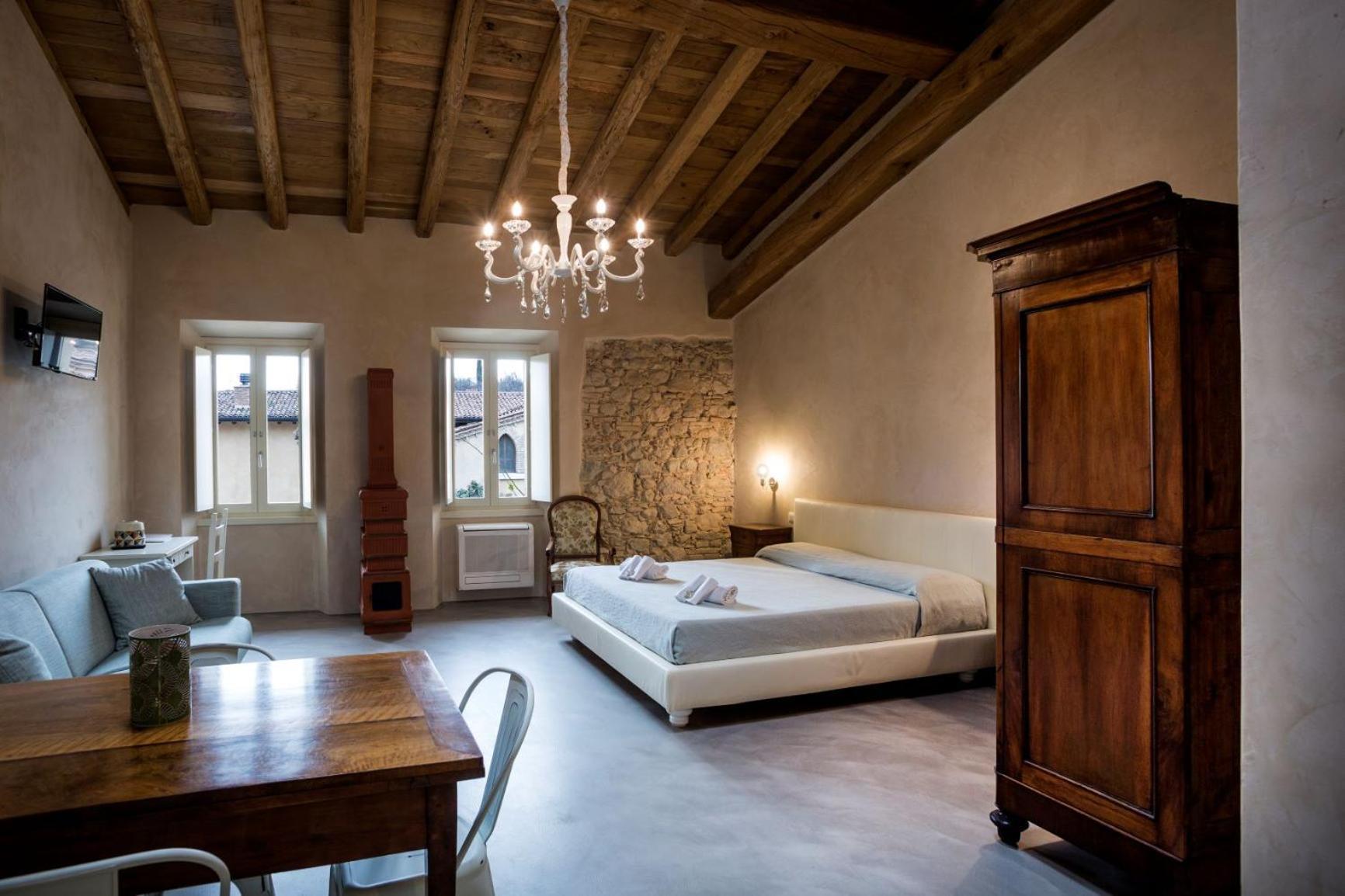 Pratello Farm stay *